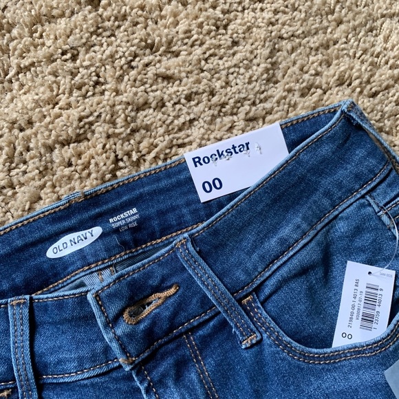 🆕 Old Navy ROCKSTAR Jeans - Picture 4 of 6
